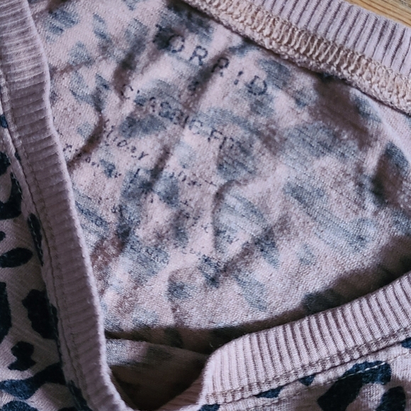 Torrid tee sz 4x - Picture 2 of 5